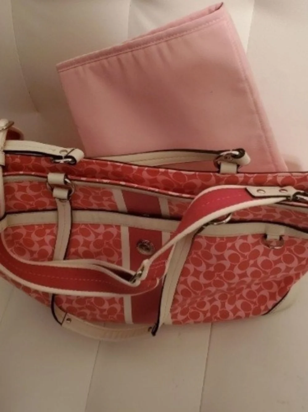 Coach tote coral